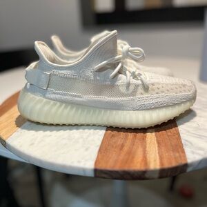 Yeezy Boost 350 White Sneakers